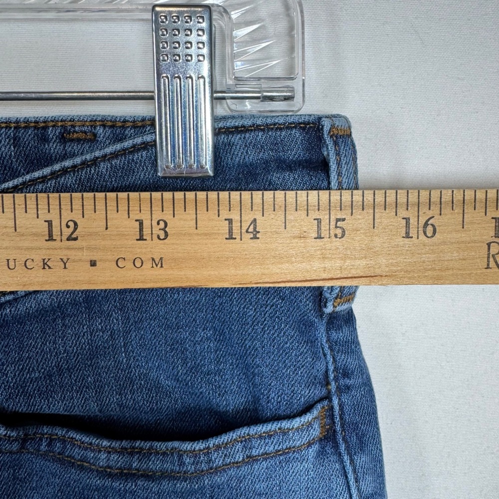 Carhartt Slim Fit Jeans Womens 8 Regular Blue‎ Denim Medium Wash BD4976-W - Picture 7 of 13